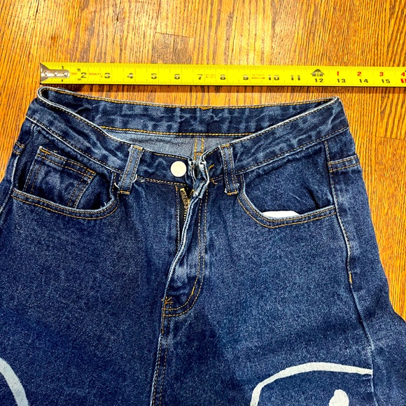 UNIQUE “PAINTED” JEANS - Picture 10 of 10